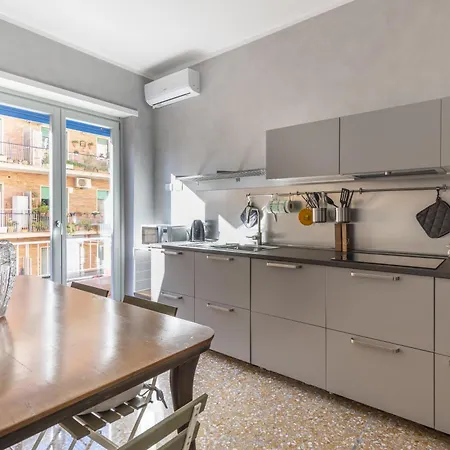 Vatican 2bedr * Roma