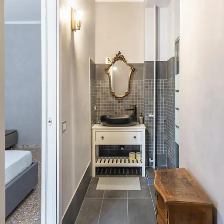 Vatican 2bedr Apartment *